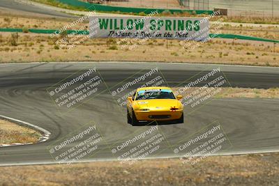 media/May-31-2025-CalClub SCCA (Sat) [[2c1a04e1ee]]/Qualifying/Group 5/Turn 4/